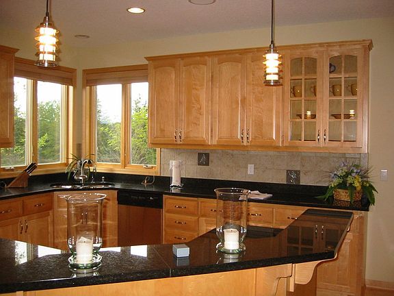 5th image of 1085 Willow View Dr