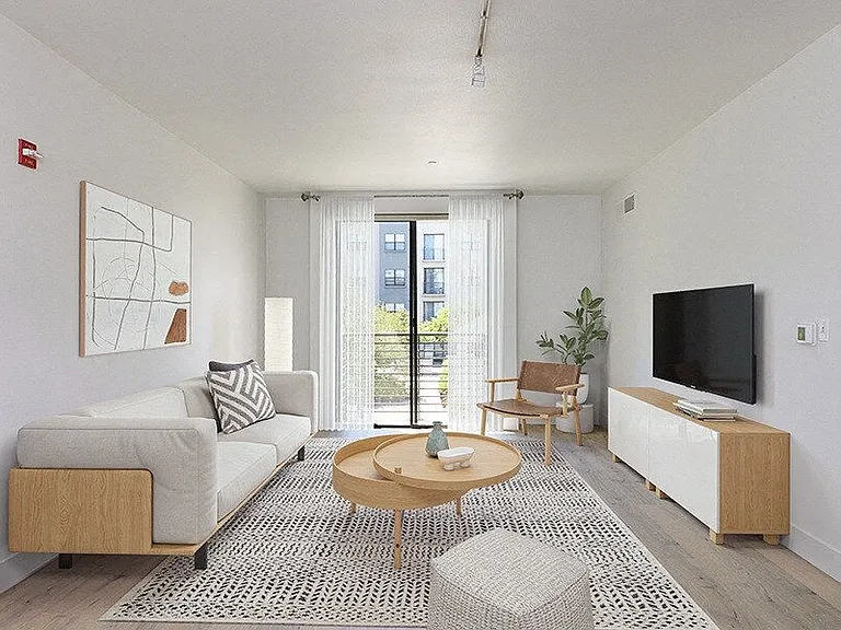 1801 L Street — Photo 3