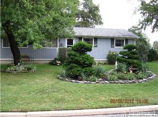 22 Laurelton Ave, Jackson, NJ 08527