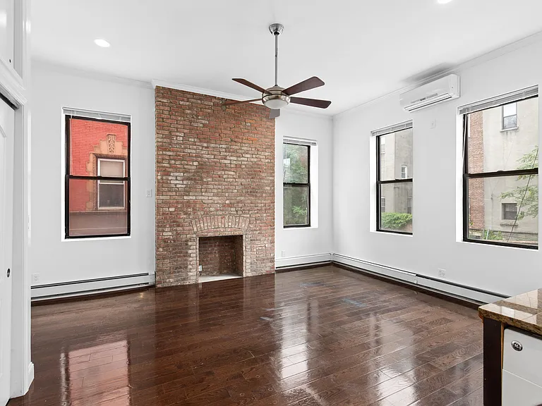 242 W 138th St #2 — Photo 3