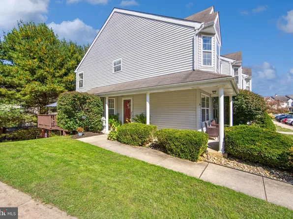 339 Jenville Ct, Coatesville, PA 19320