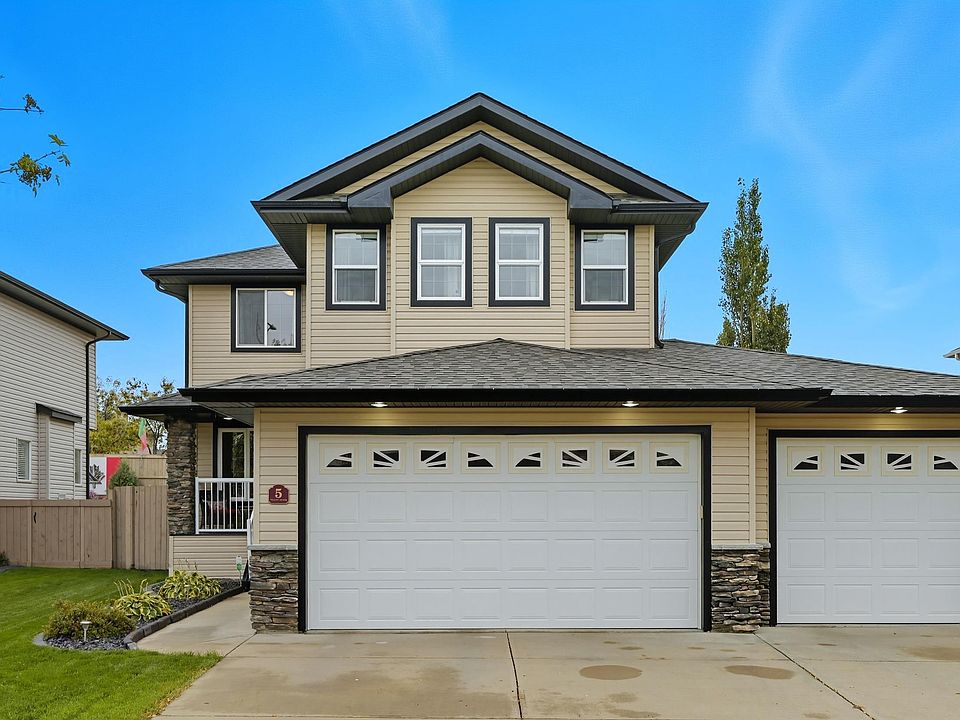 1st image of 5 Valley Close