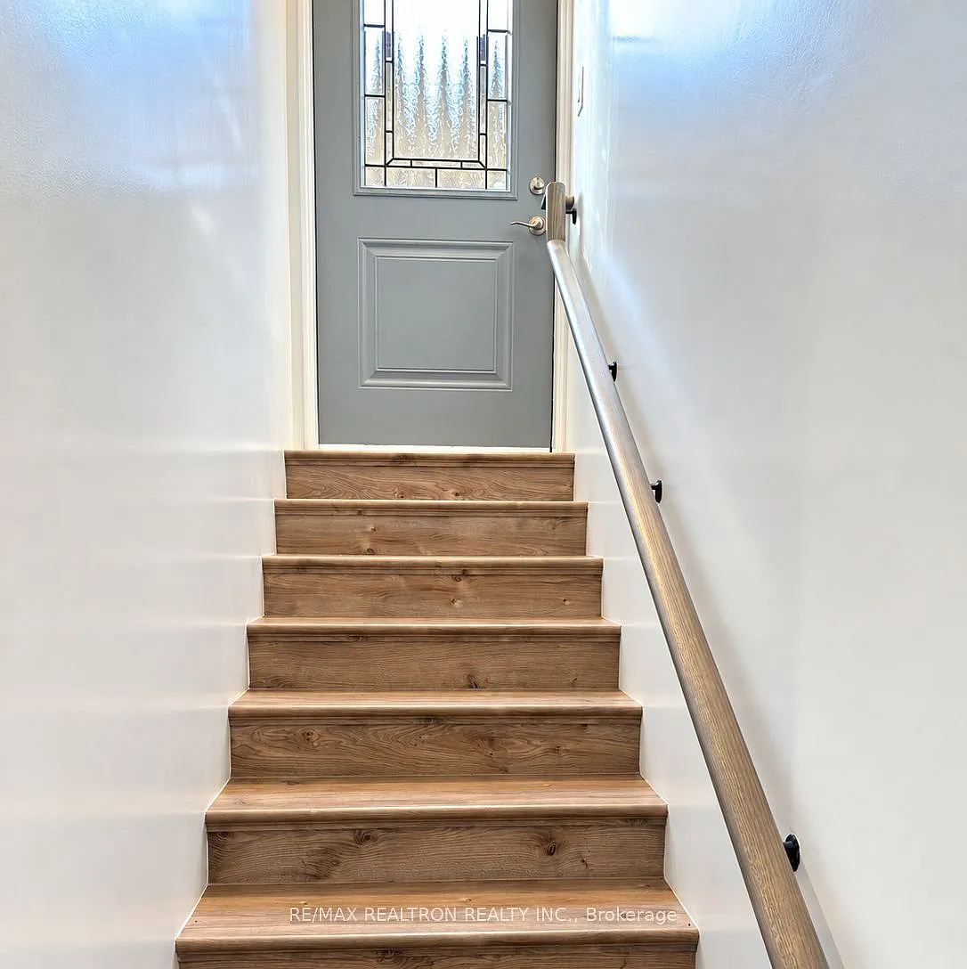 2 bed, $1,995 — Photo 2