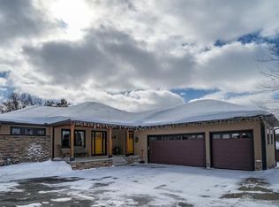 4017 Osgood Ct N, Stillwater, MN 55082