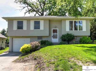 3710 N 70th Ave, Omaha, NE 68104