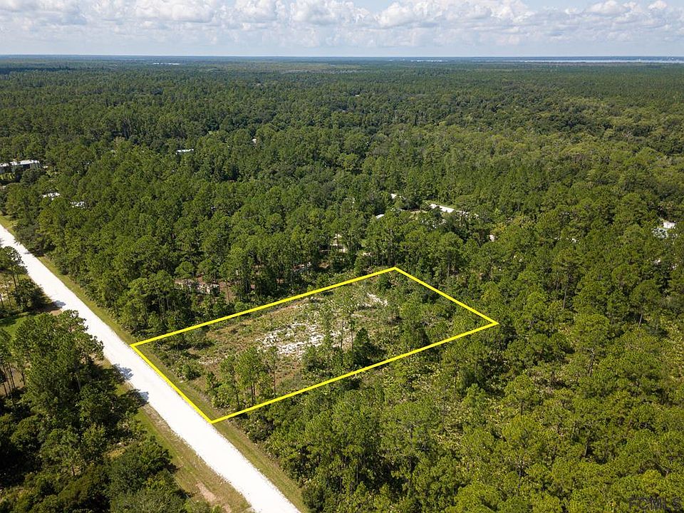 1st image of 1822 Holly Ln