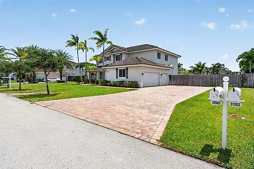 20943 SW 133rd Ave Photo 1