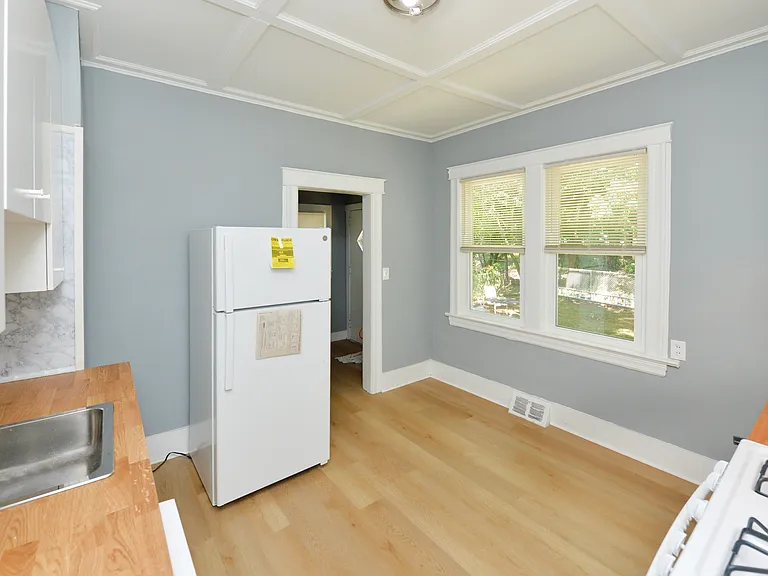 99 E Hunter Ave #1 — Photo 6