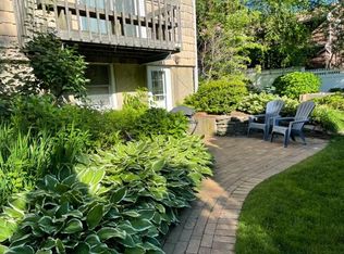 14 Village Dr, Huntington, NY 11743
