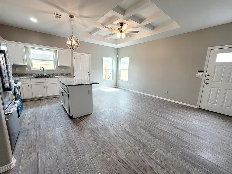 2105 Stauffer St #2 — Photo 10