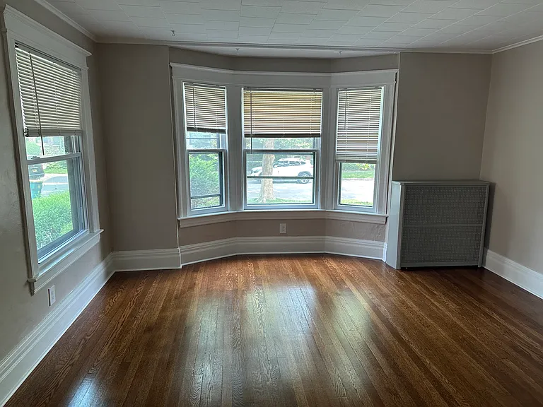 110-112 Westminster Rd #111 — Photo 2