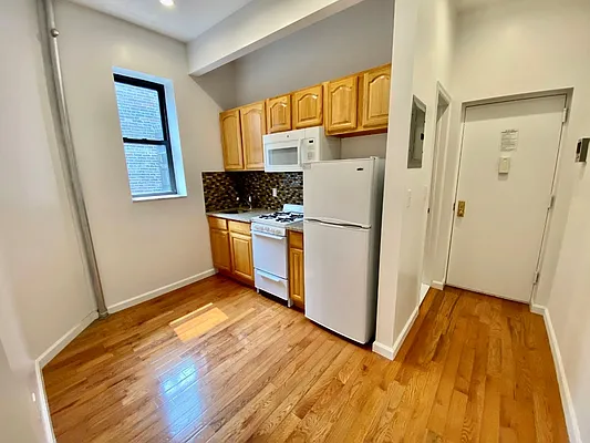 Rented by Berkshire Hathaway HomeServices New York Properties | media 9