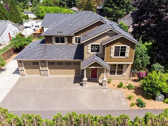 2nd image of 15418 NE 96th St