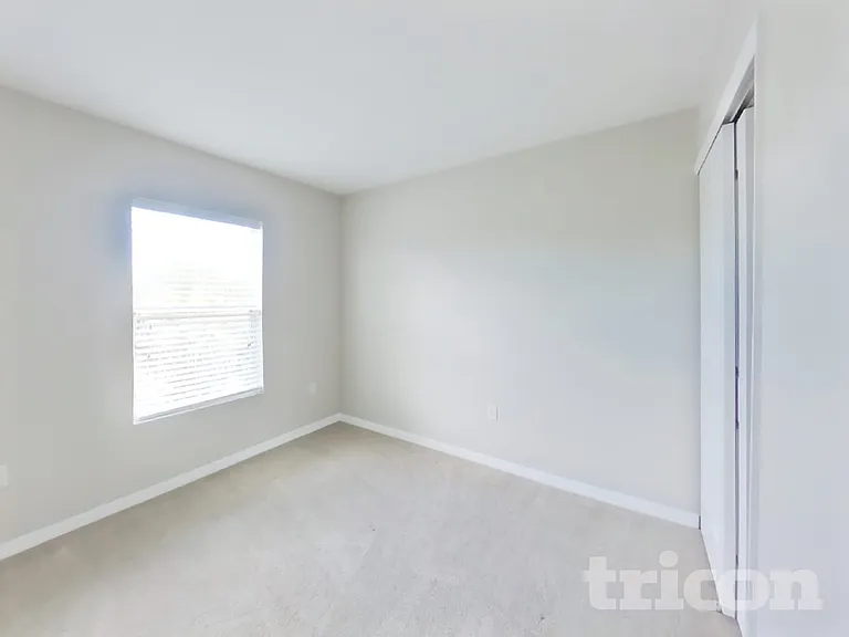 12134 Fern Haven Ave — Photo 10