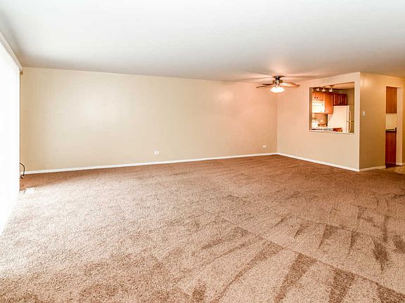 5th image of 3900 W 95th St APT 202