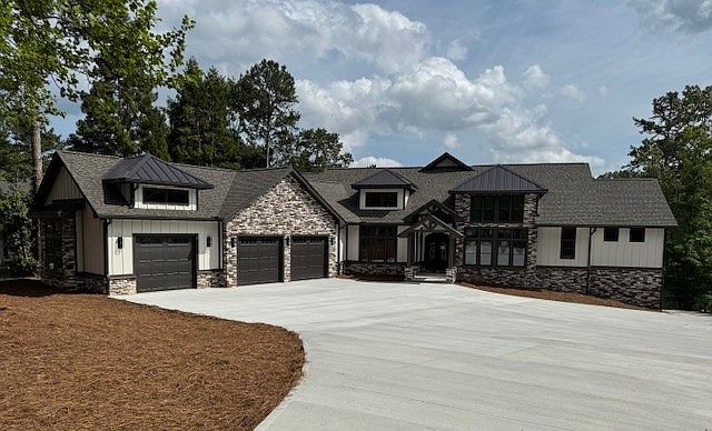 1st image of 518 Magellan Dr