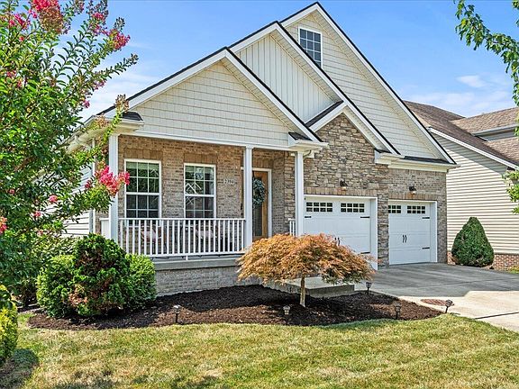 3rd image of 2394 Patchen Wilkes Dr