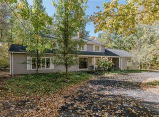 7850 Mayfield Rd, Gates Mills, OH 44040