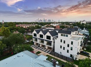209 W 10th 1/2 St, Houston, TX 77008