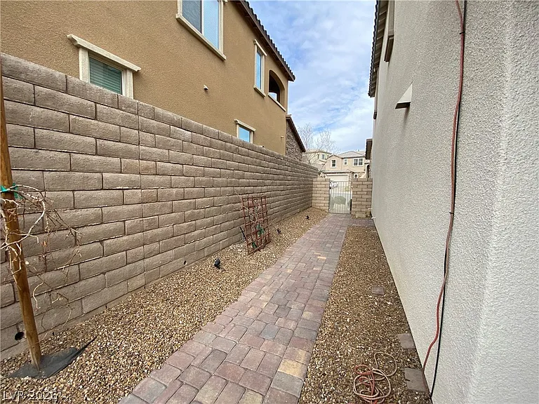 11919 Fisterra Ct — Photo 52