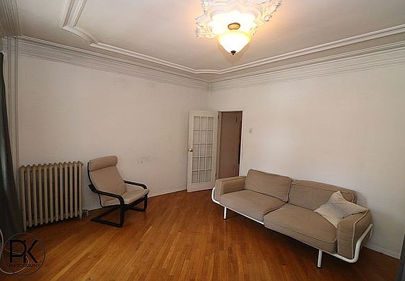 2nd image of 77 McGuinness Blvd Floor 1