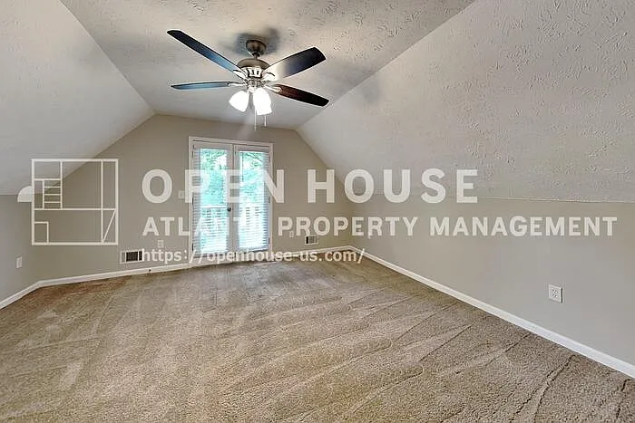 4125 Inola Trl NE — Photo 8