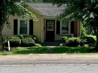 113 Park Ave, Honea Path, SC 29654