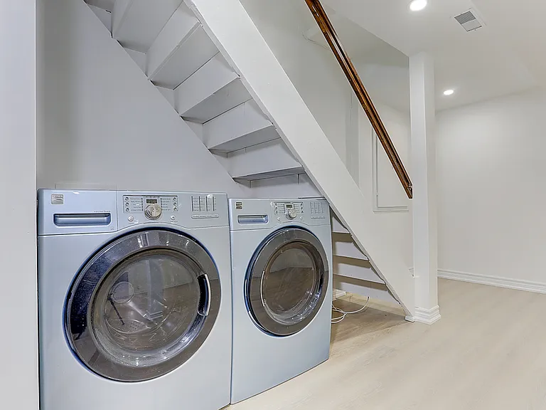 3271 Chokecherry Cres #BASEMENT — Photo 18