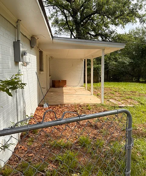 9444 Kroetz Dr — Photo 3