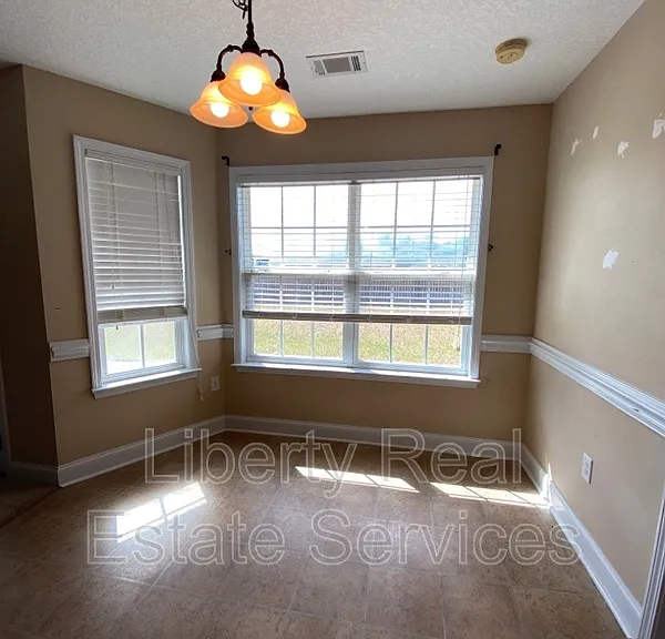 178 Winchester Way SE — Photo 10