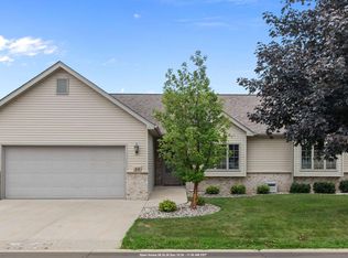 44 Penbrook Cir, Appleton, WI 54913