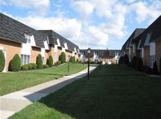 6933 N Parkway Dr #6933, Cleveland, OH 44130