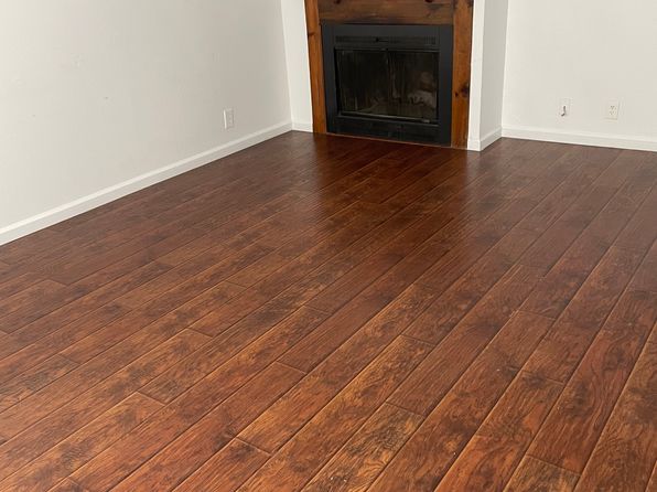 243 W Tulare Ave #D