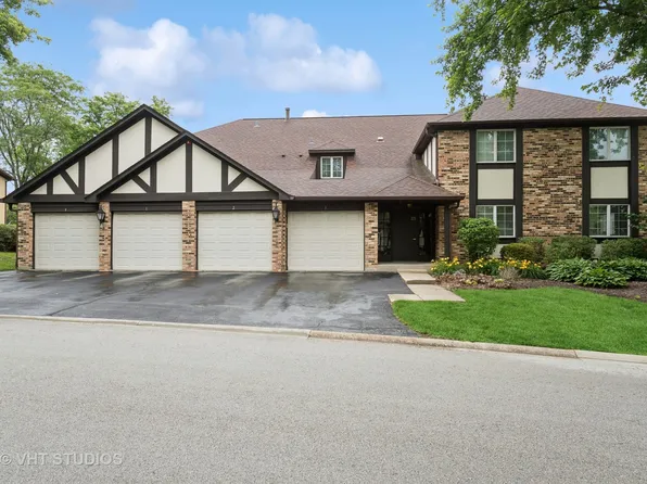 25 Algonquin Dr APT 1, Indian Head Park, IL 60525