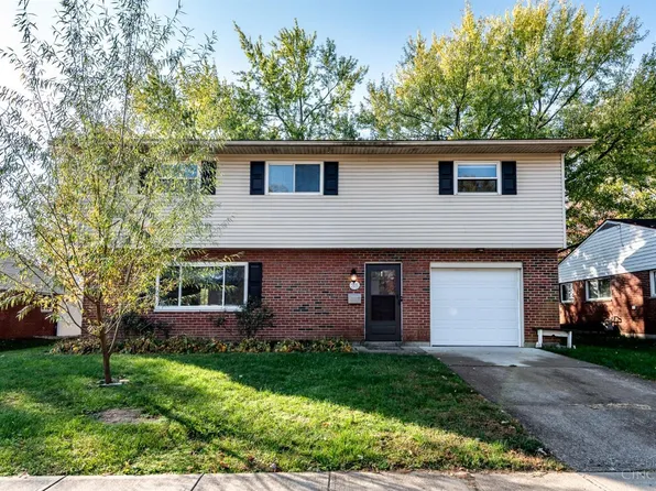 35 Graham Dr, Springboro, OH 45066