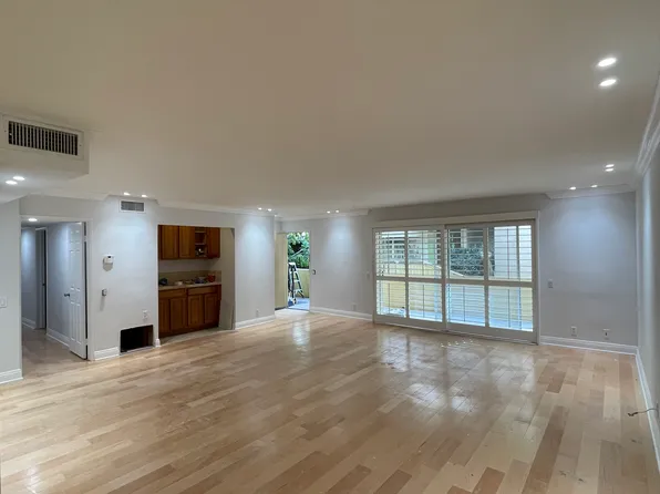 11730 Mayfield Ave APT 102, Los Angeles, CA 90049