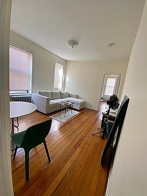 3rd image of 31-14 34th St