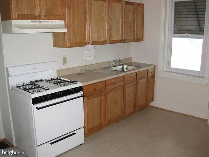 529 Norris St — Photo 4