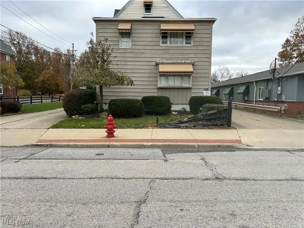 29514 Euclid Ave, Wickliffe, OH 44092