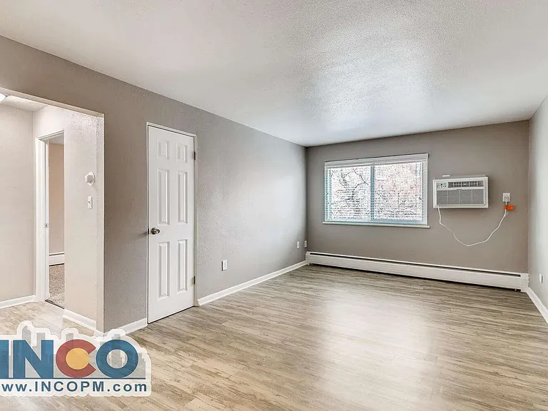 338 W Powers Ave #202 — Photo 3