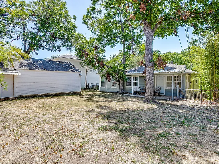 3563 Winston Rd — Photo 14
