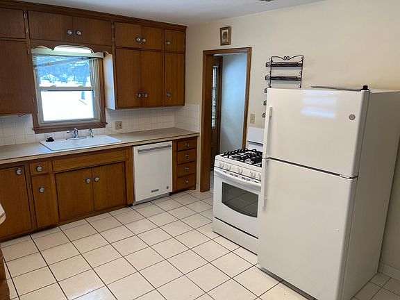 5th image of 1364 Asbury St