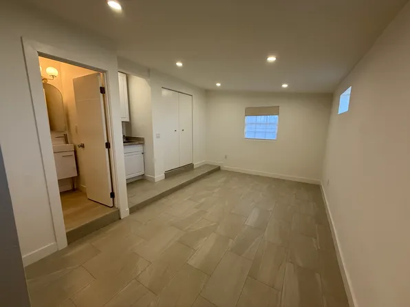 5493 SW 89th Pl, Miami, FL 33165