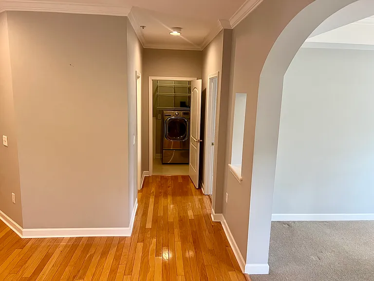 3939 Arbor Ln — Photo 10