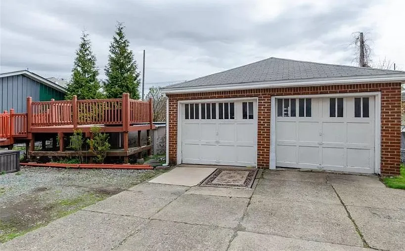3 Jackson Ave — Photo 4