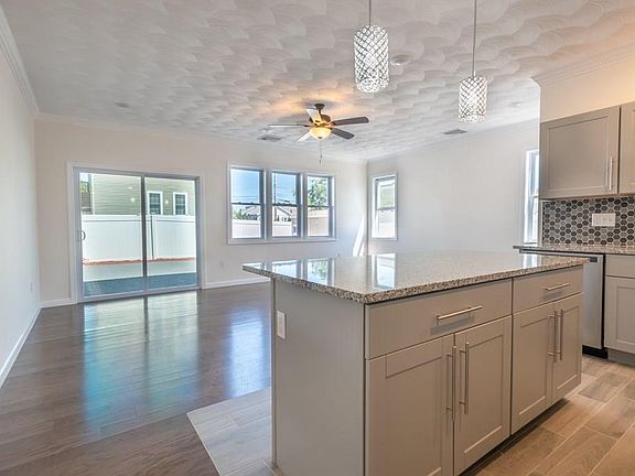 5th image of 61 Gage Ave #B