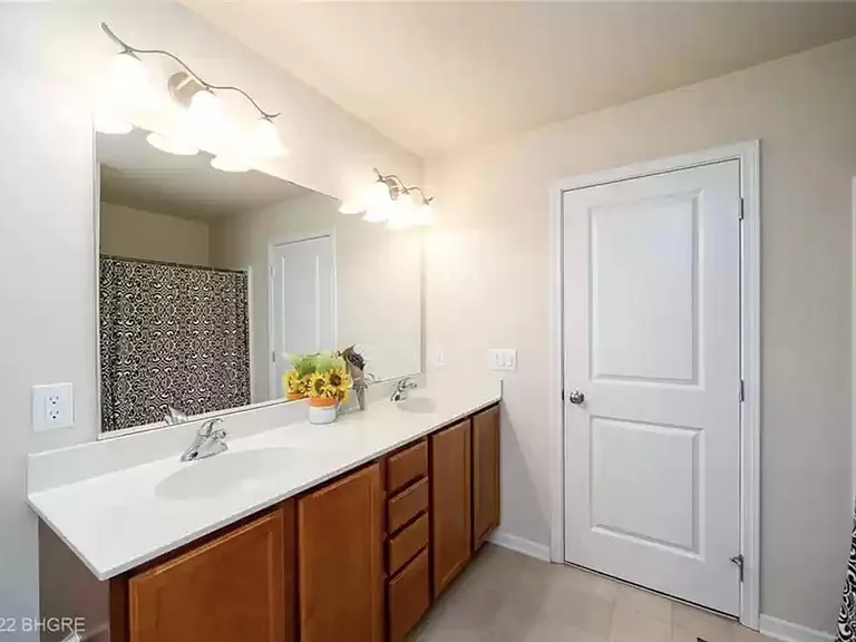9055 Coneflower Dr #106 — Photo 18