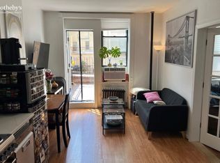 276 W 71st St #14, New York, NY 10023