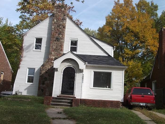 2nd image of 14910 Ardmore St