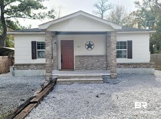 107 11th Ave, Chickasaw, AL 36611